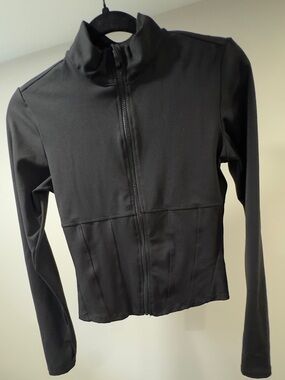 Yogalicious Black Full-Zip Athletic Jacket